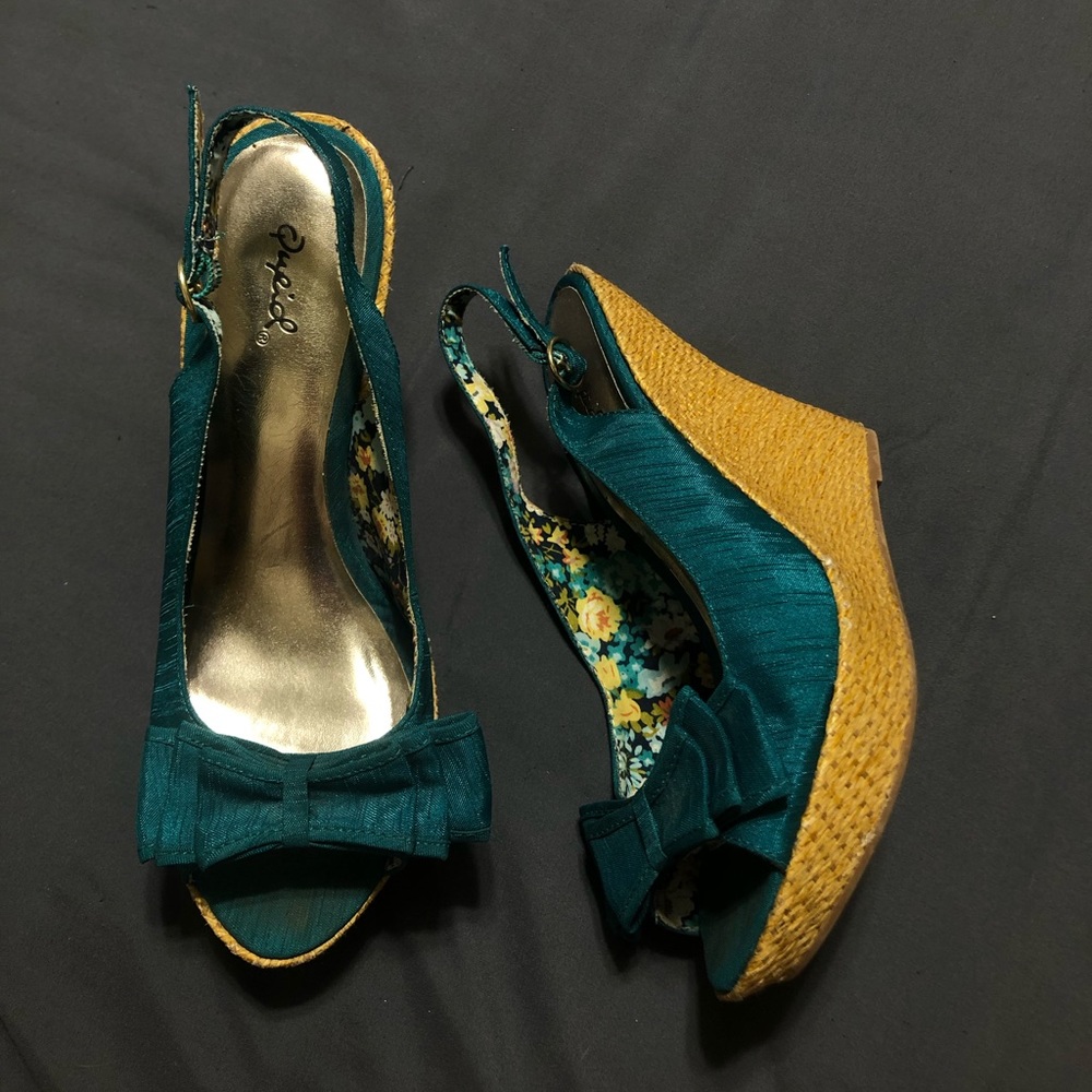 Qupid wedges in teal, size 9